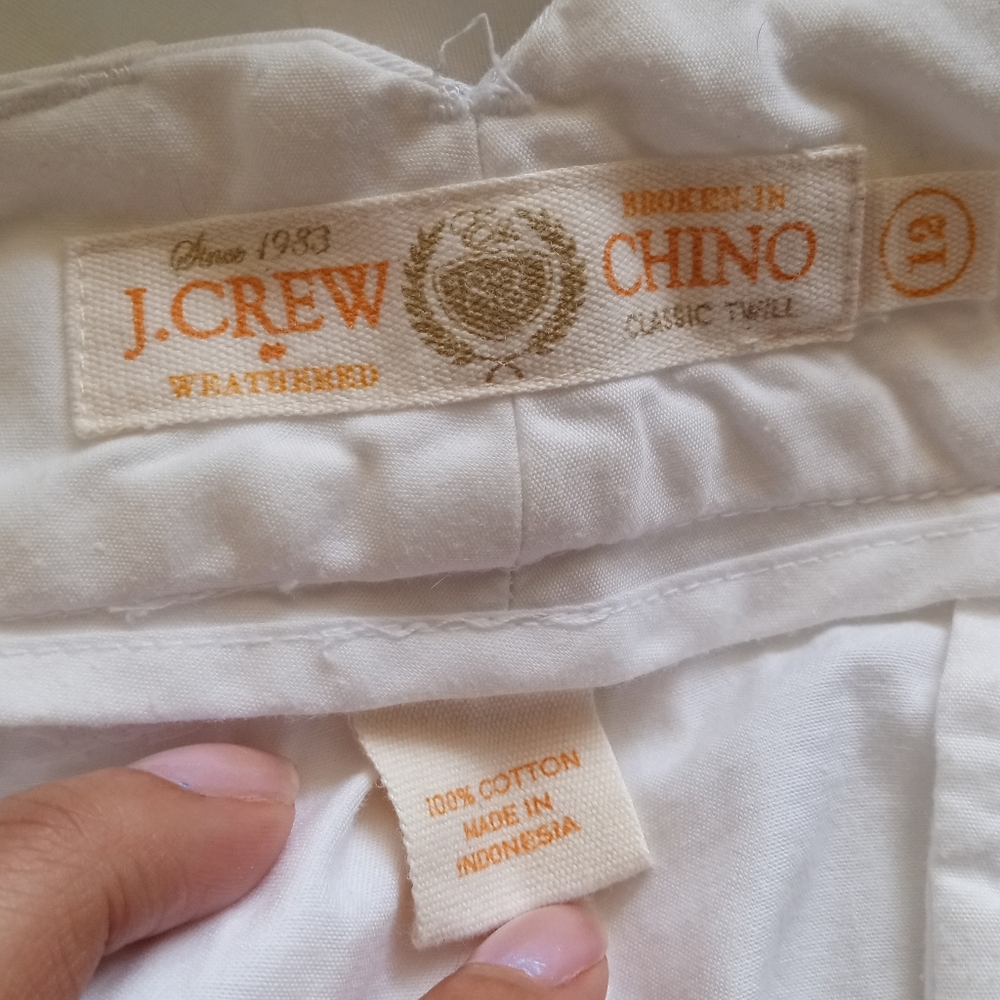J.Crew Women's Classic Twill Broken-In Chino Short White Size Large 12 - Picture 3 of 8